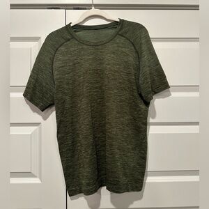 Lululemon Metal Vent Tech Shirt